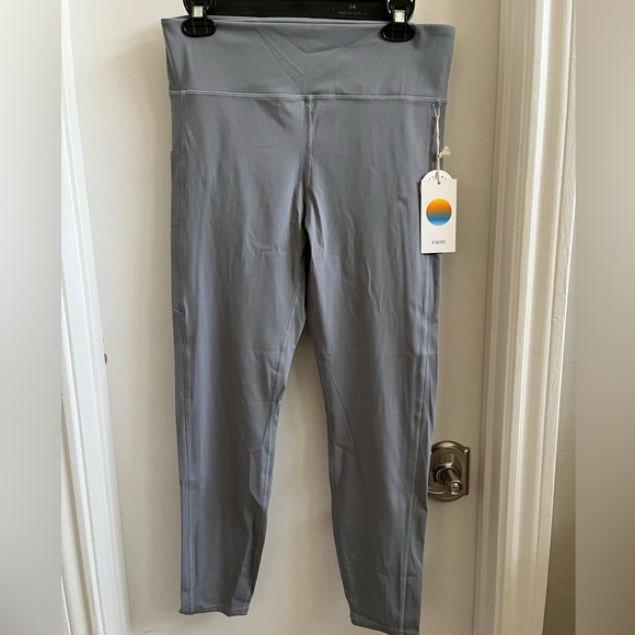 Vuori Stride Legging - size L - Picture 5 of 14